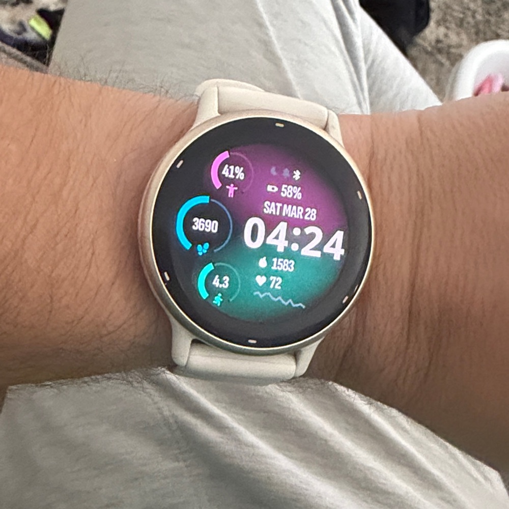Smart Fitness Watch in Light Beige - Health & Activity Tracker